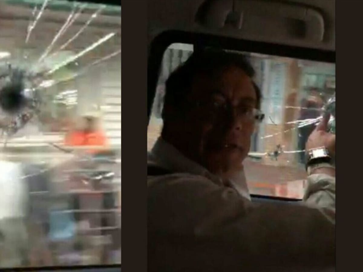 Expertos en blindaje afirman que el vehículo de Gustavo Petro fue impactado por una bala