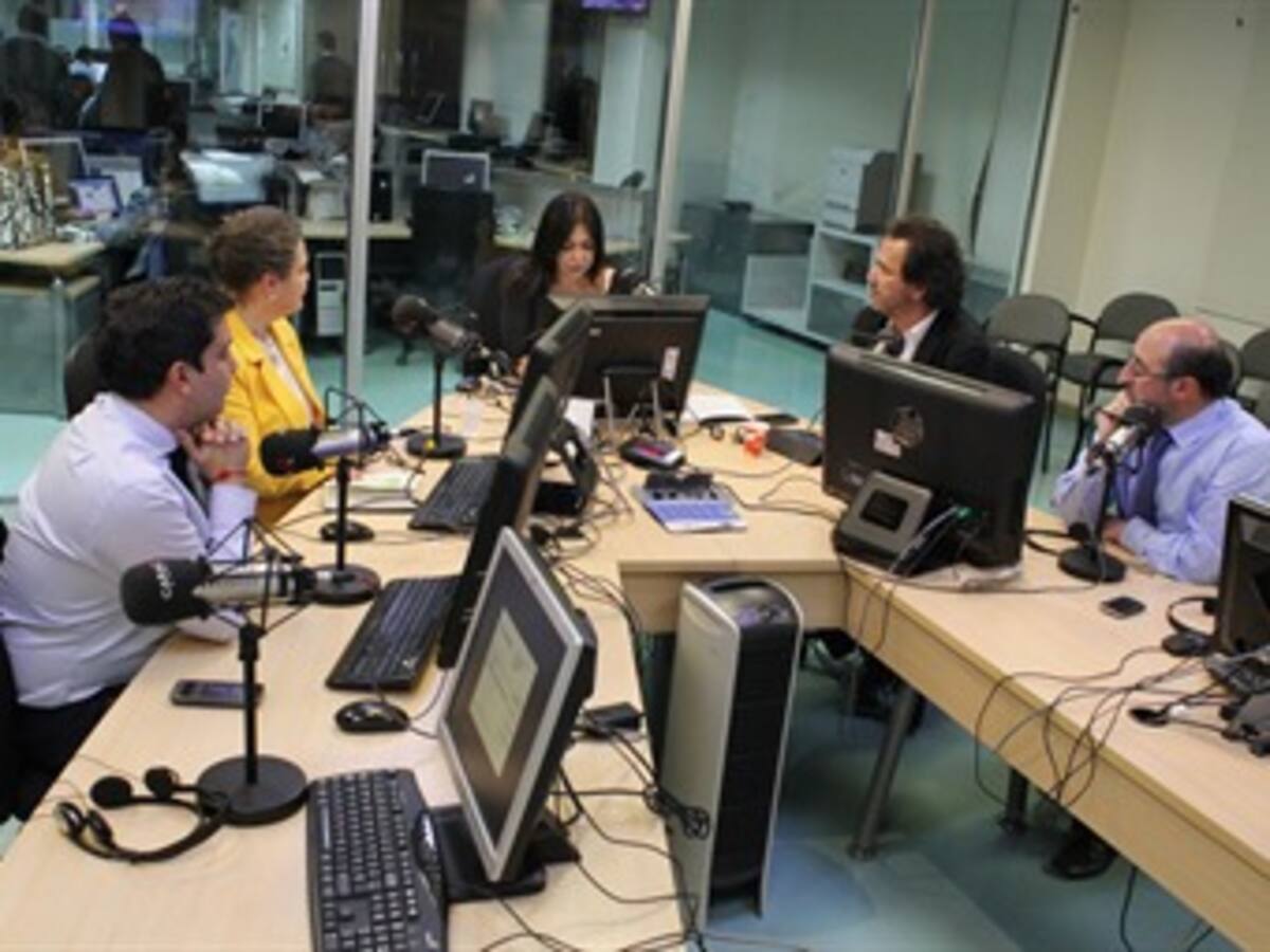 Presidenta del Polo planteó convocar Unasur por situación en Venezuela