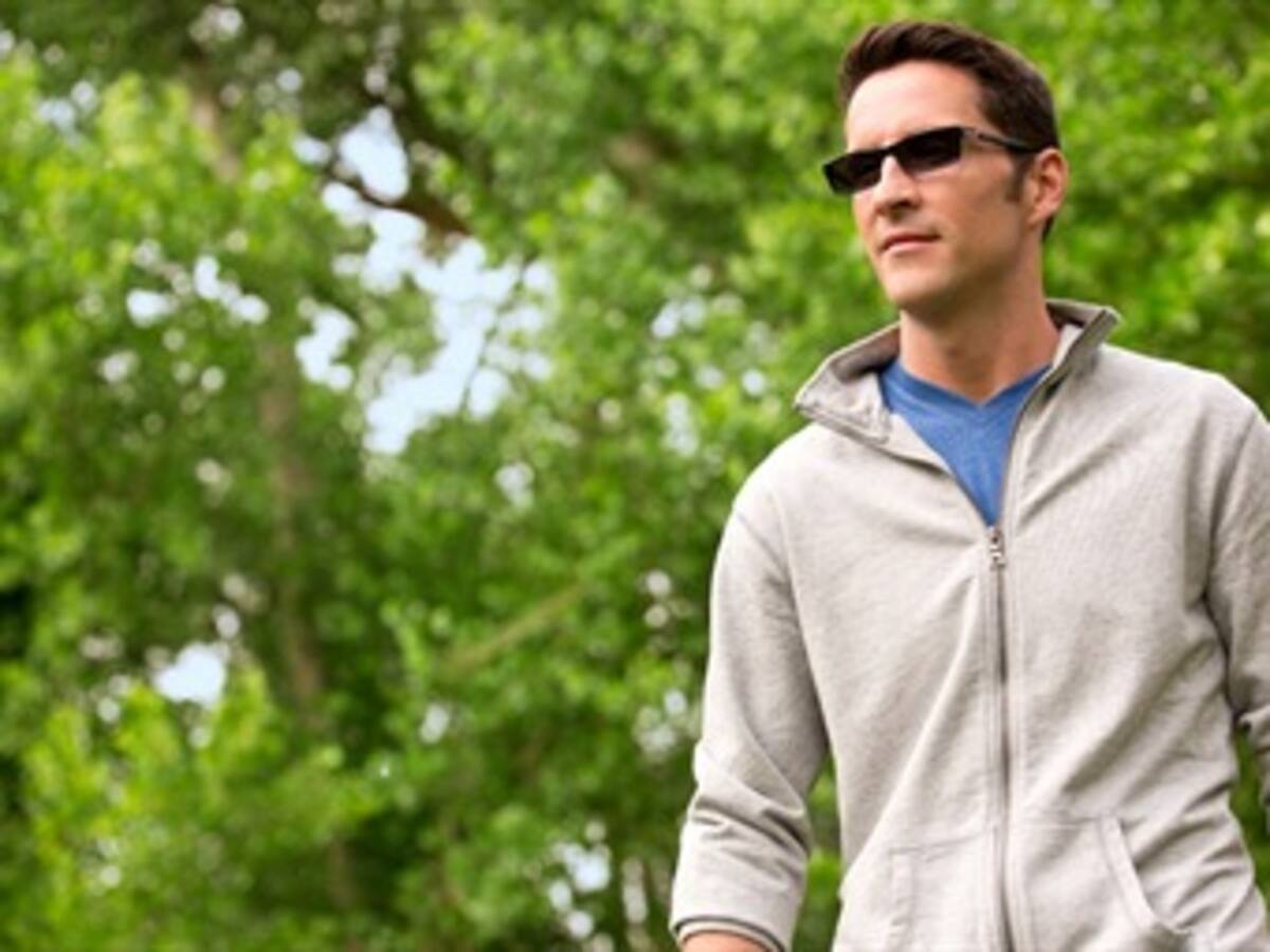 Prevenga lesiones graves en sus ojos a la hora de practicar deportes