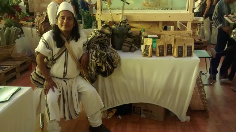 Los indígenas de la Sierra Nevada de Santa Marta ofreciendo sus productos en "Sabor Barranquilla".