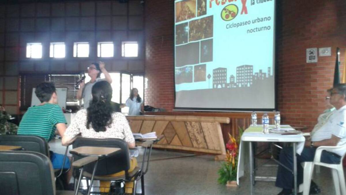 Contaminación y congestión, factores que afectan la movilidad y la salud en Armenia