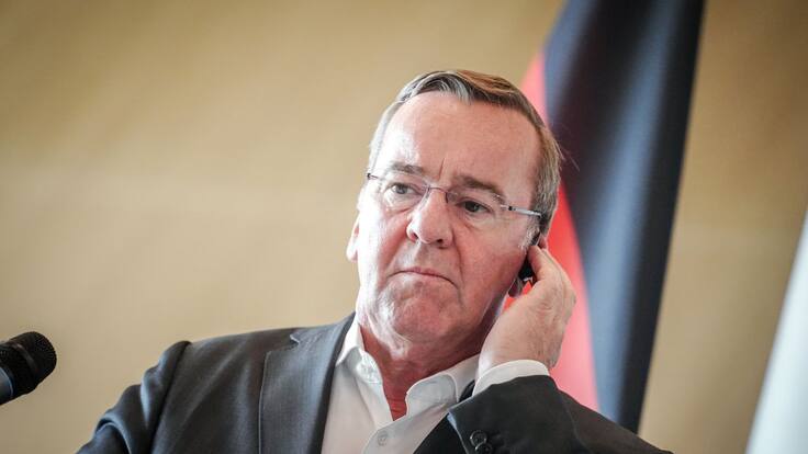 Ingreso de Ucrania a OTAN se debe hacer al término de la guerra, según MinDefensa alemán