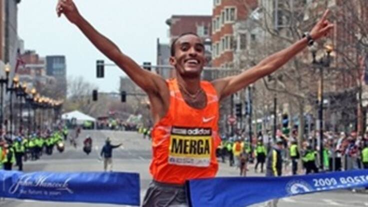 Deriba Merga ganó la Media Maratón de Bogotá
