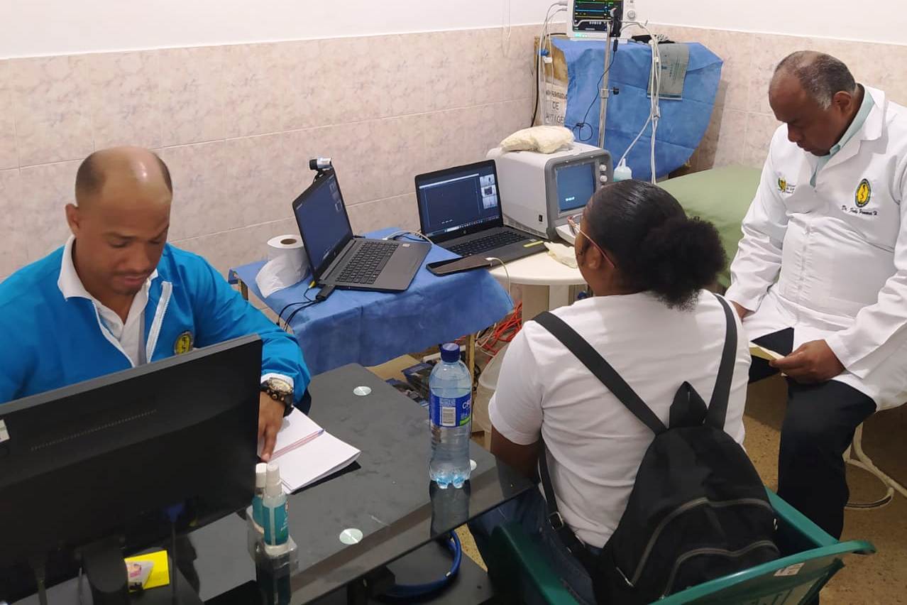 Unicartagena y aliadas analizarán efectos del glifosato en comunidades expuestas en Colombia