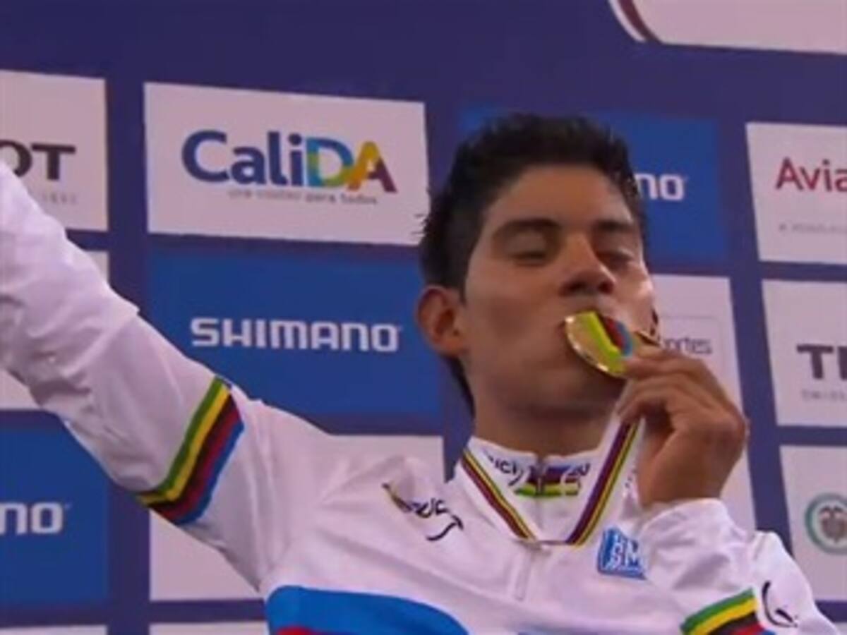Edwin Ávila voló en la carrera por puntos y es oro en el Mundial de Pista