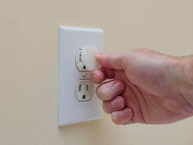 Las redes eléctricas solo deben ser manipuladas por el personal idóneo de la empresa