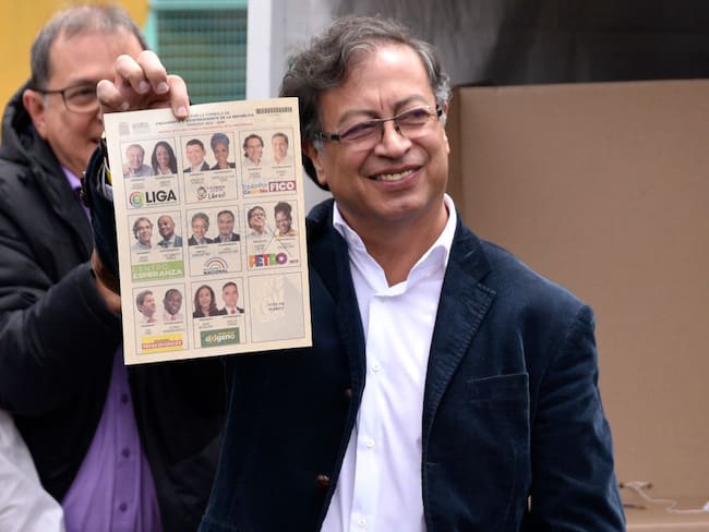 Gustavo Petro habla en La W de cara a la segunda vuelta electoral