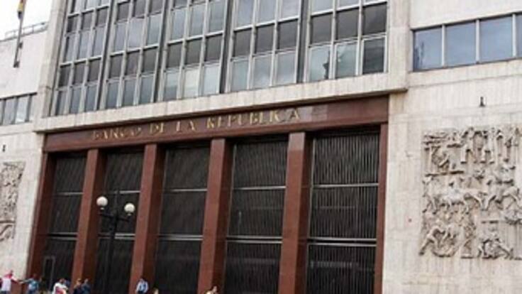 Investigan a dos funcionarios del Banco de la República que habrían entregado información al DAS