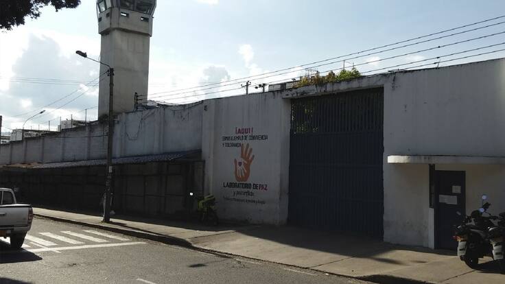 Cuatro funcionarios de la Cárcel Modelo tienen COVID