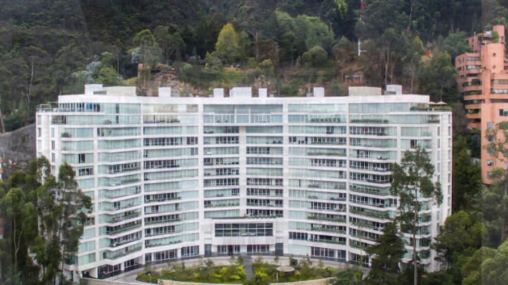 SIC confirma millonaria multa contra constructoras de lujoso edificio Peñas Blancas