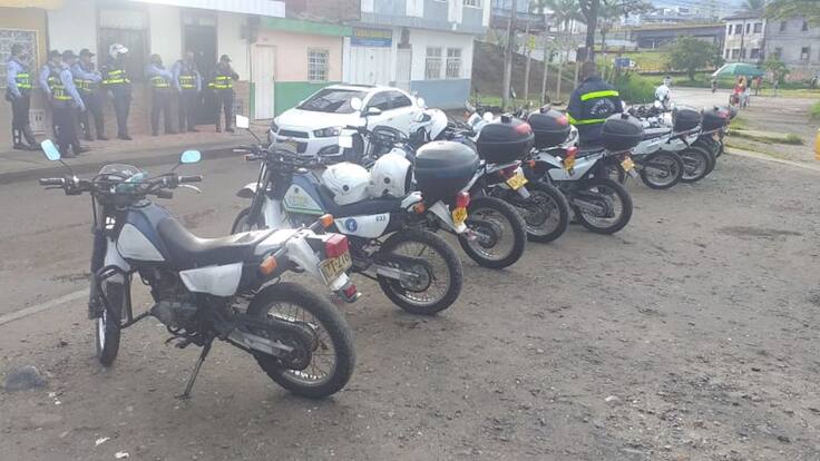 Agentes de tránsito de Armenia exigen mejores condiciones para laborar