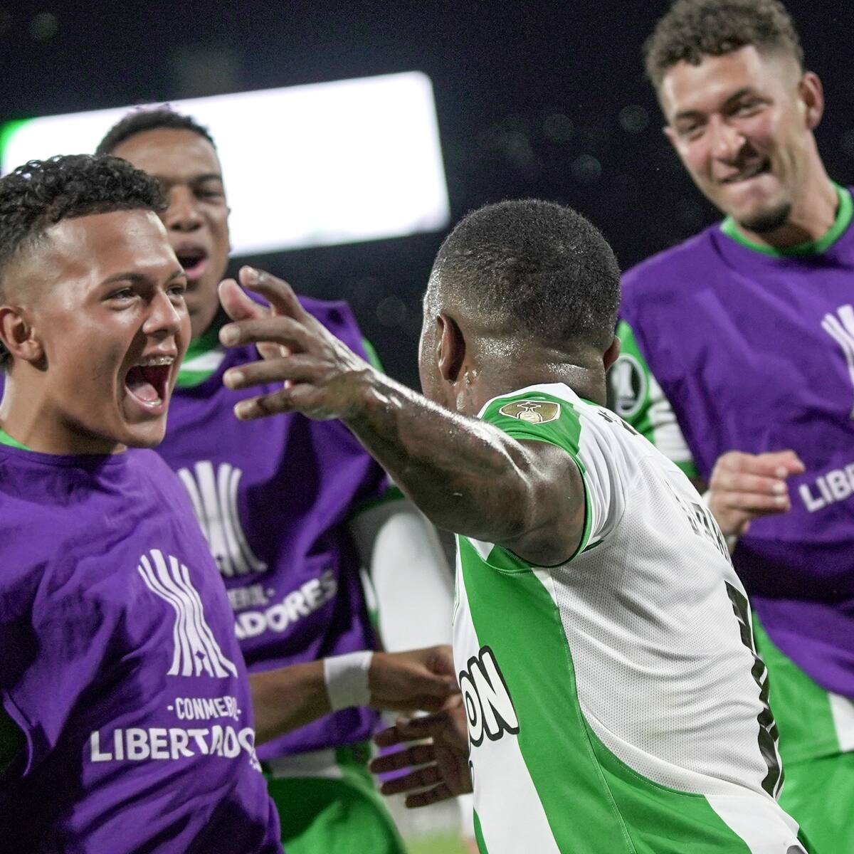 Nacional empata con Olimpia y sigue líder de su grupo en la Libertadores
