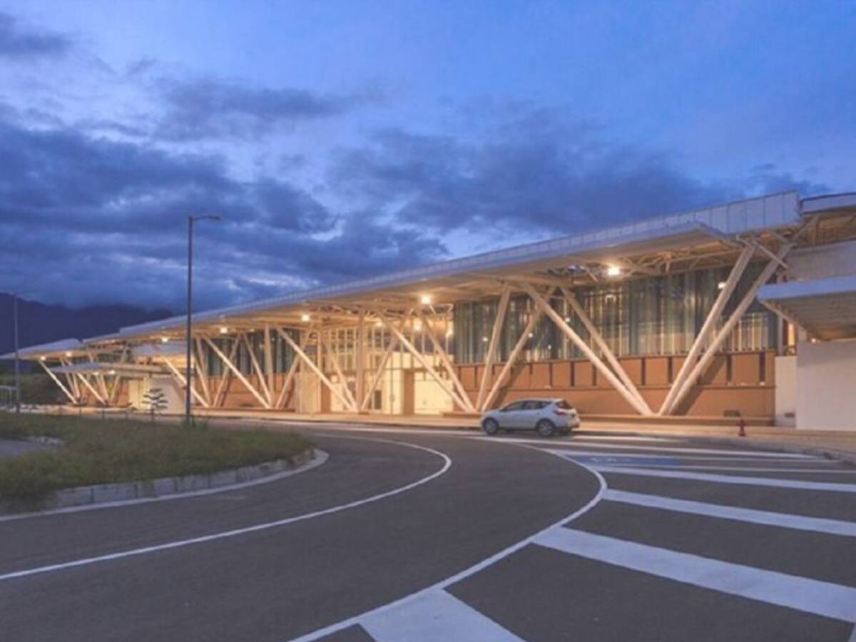 ¿Luces PAPI del Aeropuerto de Ibagué quedaron mal instaladas?