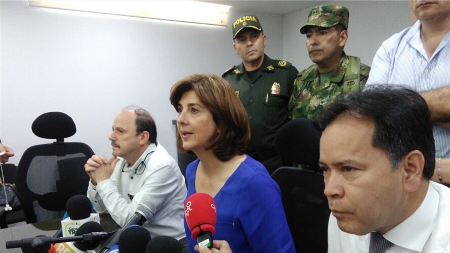 Canciller Holguín expresó su preocupación por Leopoldo López y Antonio Ledezma. Foto: La Wcon Julio Sánchez Cristo