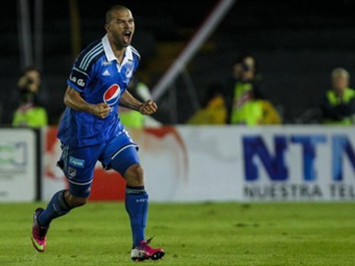 Millonarios gana el clásico y le quita el invicto a Santa Fe
