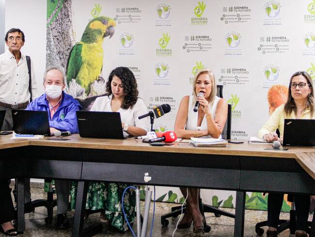 Olga Lucía Alfonso Ianini, director de Cortolima