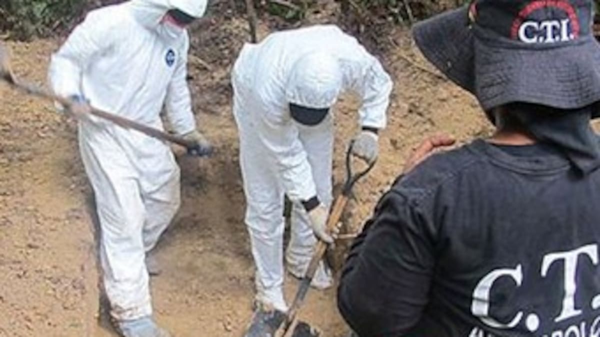 Más de 5.000 cuerpos han sido exhumados en seis años en Colombia