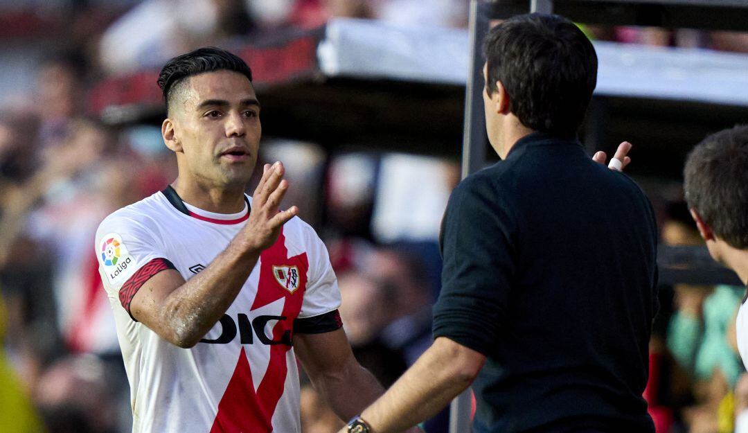 Falcao García y Andoni Iraola