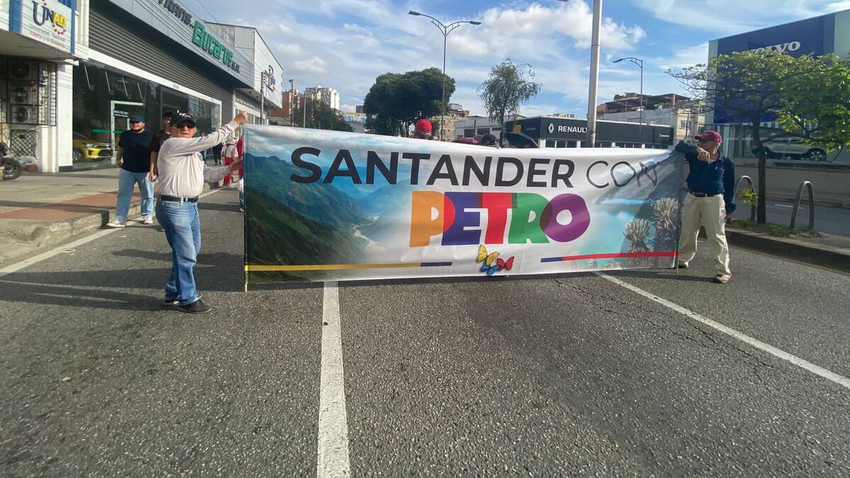 Congestión vehicular en varias vías de Bucaramanga por la Marcha por la Vida