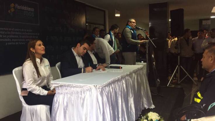 Tatequieto al carro de las fotomultas en Floridablanca