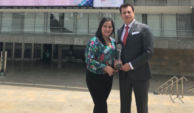 Natalia Sierra Gutiérrez Subdirectora de Gestión Sostenible Corparques -Mundo Aventura. y Mauricio Bernal Beetar Director General de Corparques – Mundo Aventura.