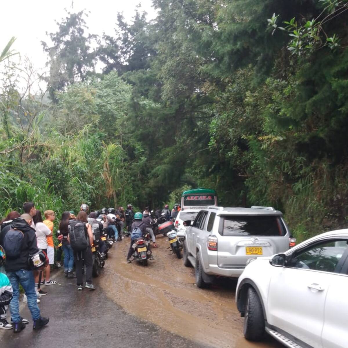 No paran las lluvias en el Quindío, Salento en alerta roja por deslizamientos