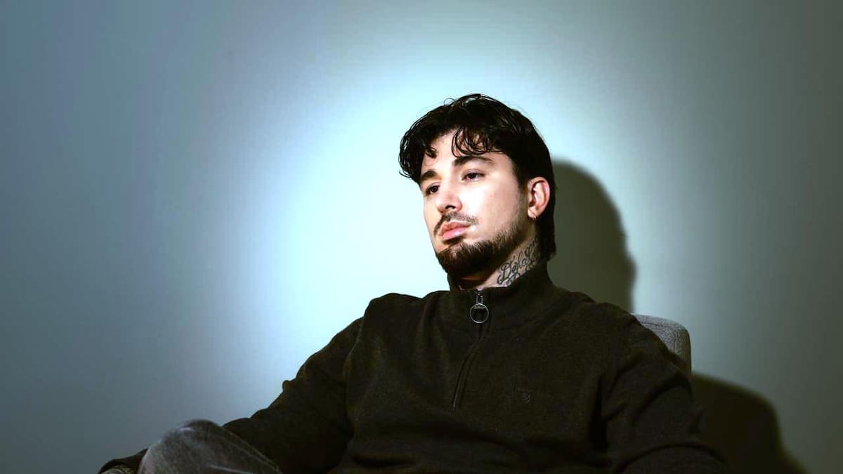Camilo Colmenares, un tatuador que lleva catorce años tallando mitologías sobre la piel