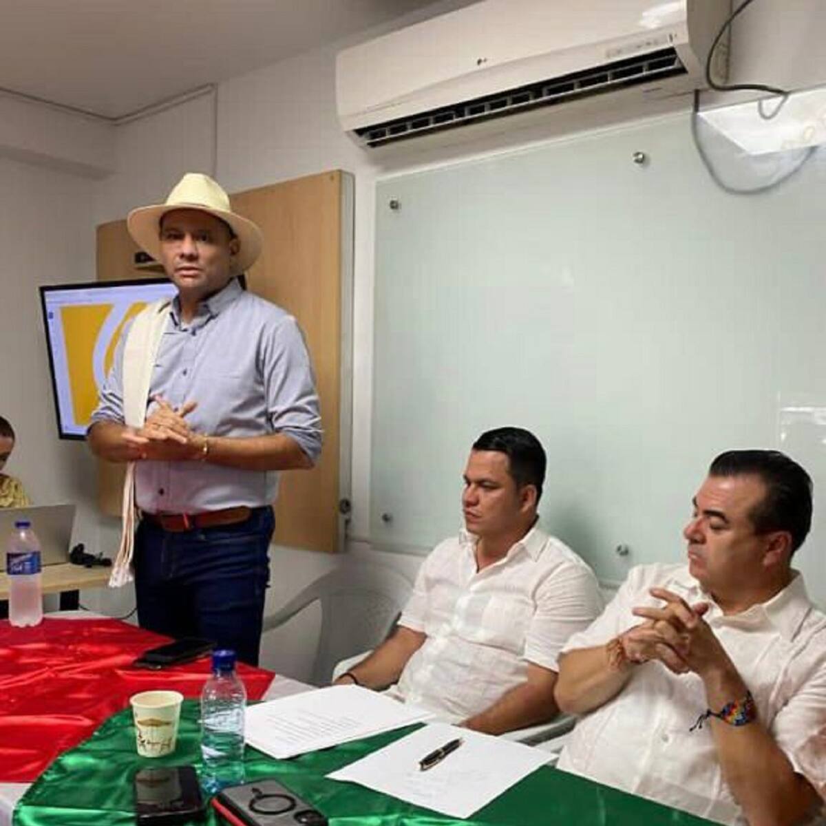 El recorrido de Sneyder Pinilla, el subdirector de la UNGRD, en las pasadas elecciones