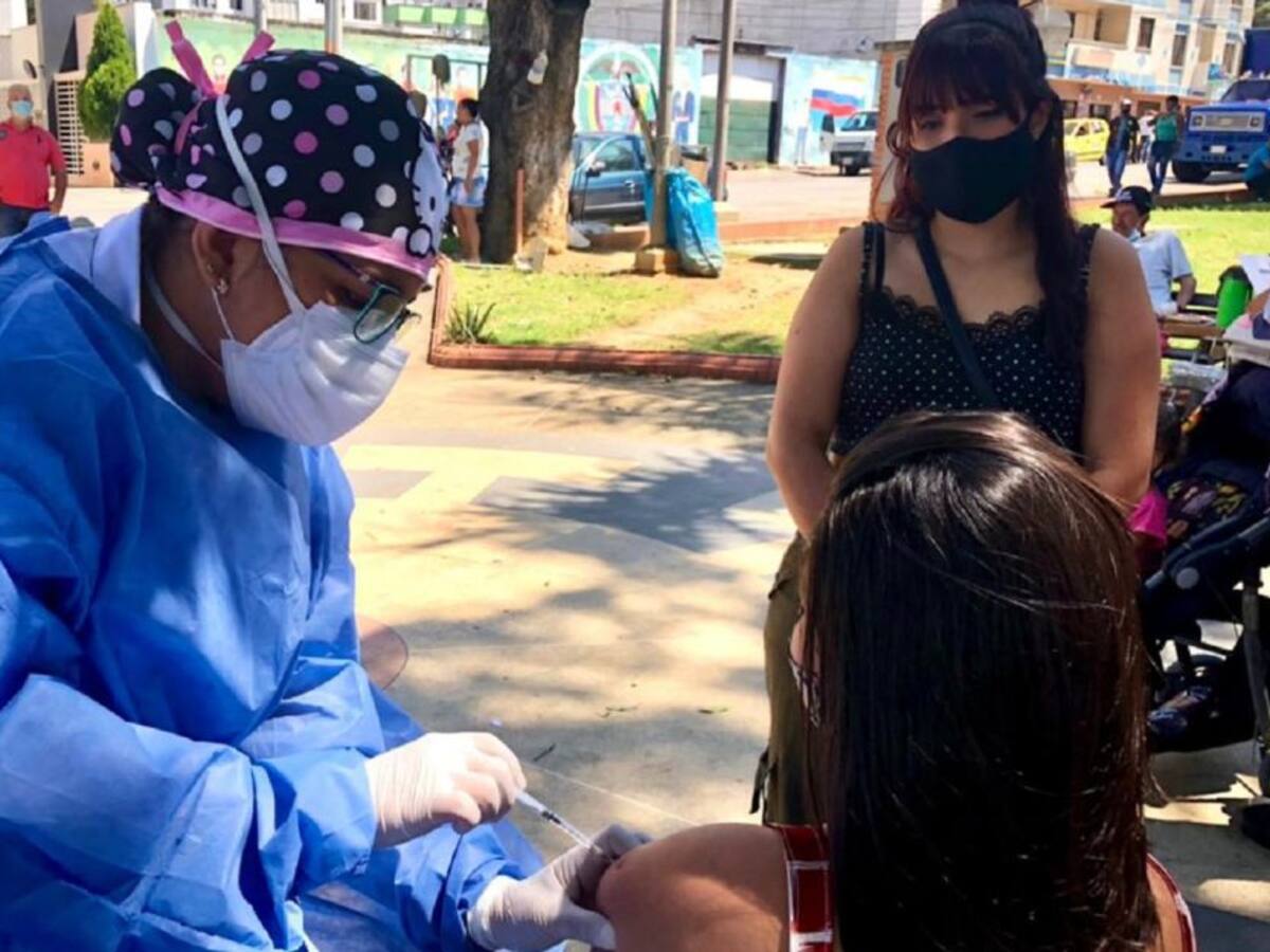 Bucaramanga tiene más segundas dosis de Moderna