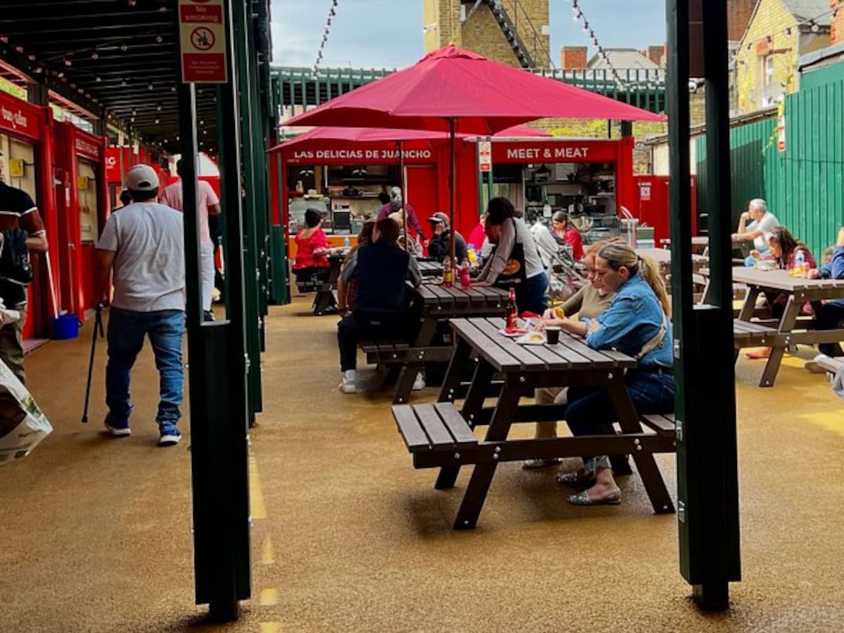 Vicky Álvarez, la líder que defendió el mercado latino de Seven Sisters en Londres