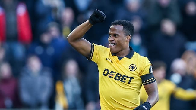 Jhon Arias regresaría a Brasil como uno de los fichajes más costoso en la historia de Sudamérica