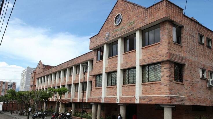 Quema de cables generó pánico en un colegio del área metropolitana