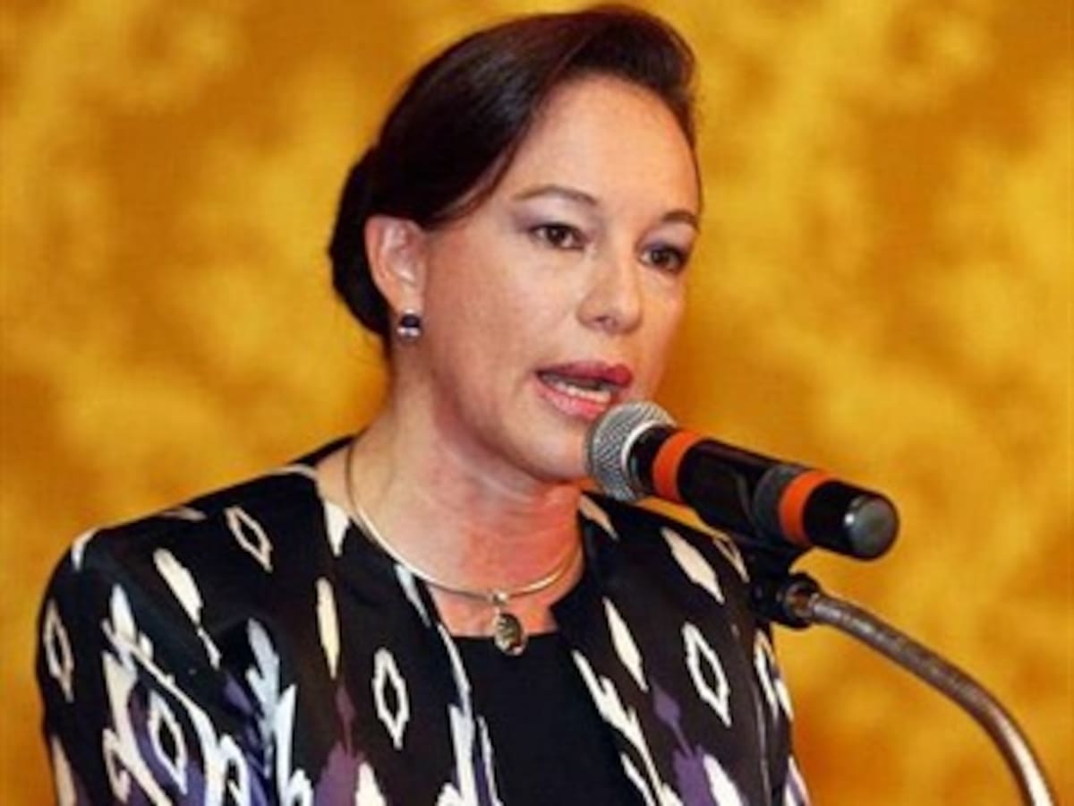 Diálogos de Paz en Colombia son "fundamentales" para Gobierno de Ecuador