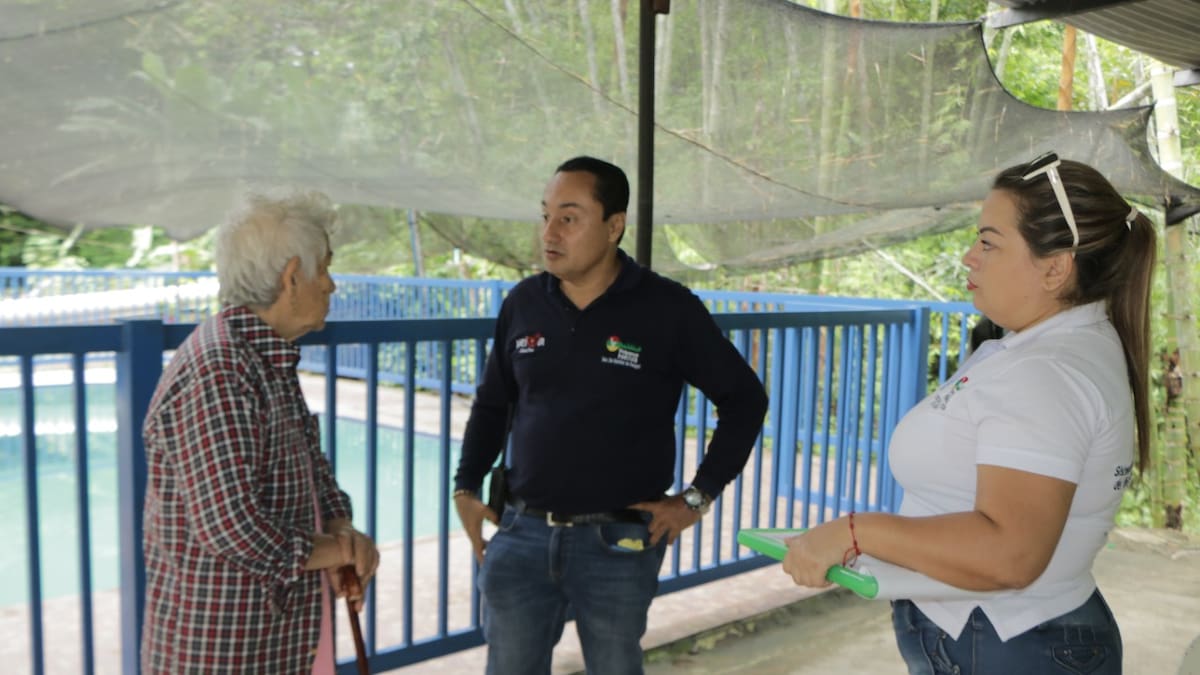 Realizan controles a piscinas en Neiva