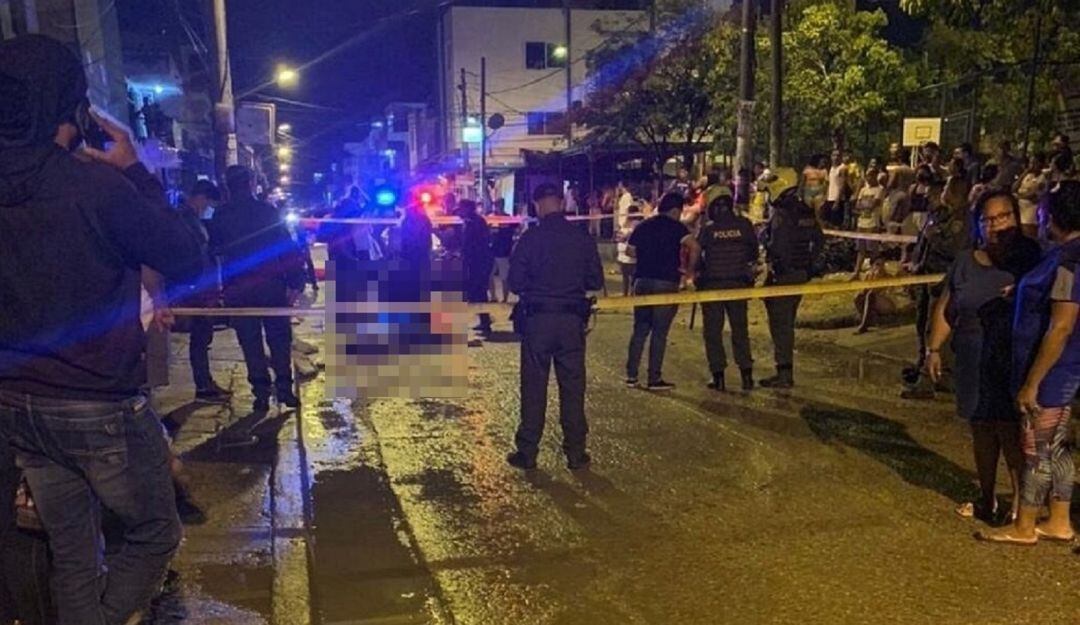 El sujeto se le acercó a la víctima de 25 años y sin mediar palabra le propinó un impacto de bala que acabó con su vida