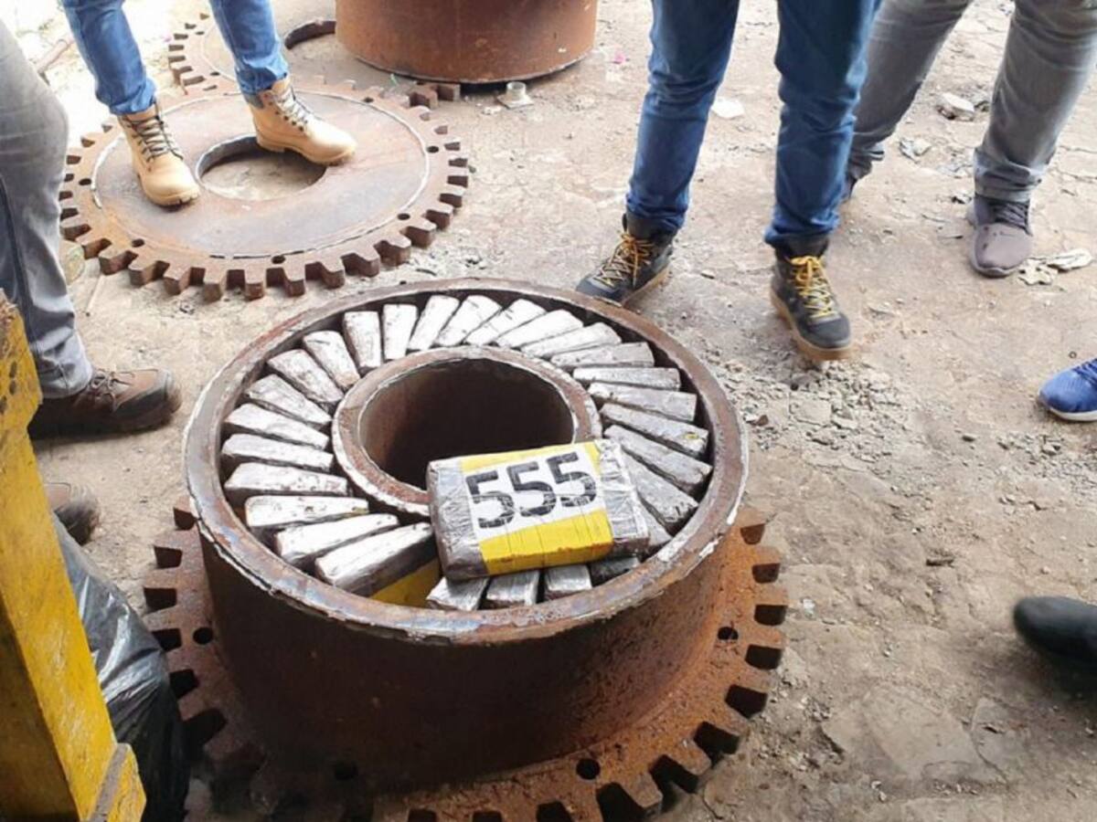 En cilindros de gas y piñones decomisan media tonelada de cocaína