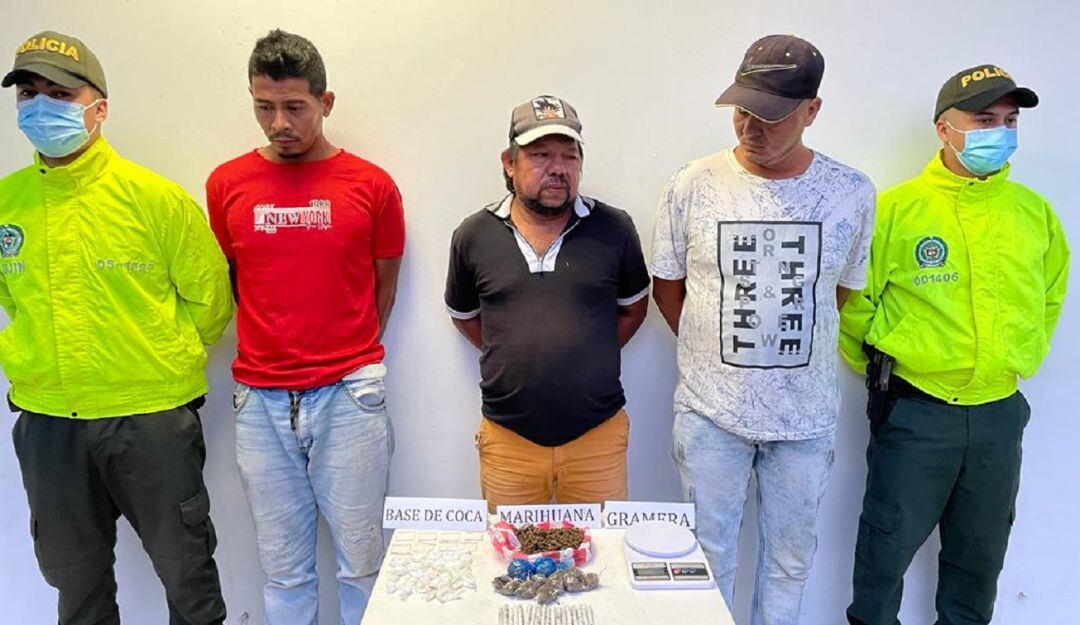 La institución reportó la incautación de más de 250 dosis de estupefacientes, cinco armas blancas, cuatro armas de fuego y 32.400 boletas