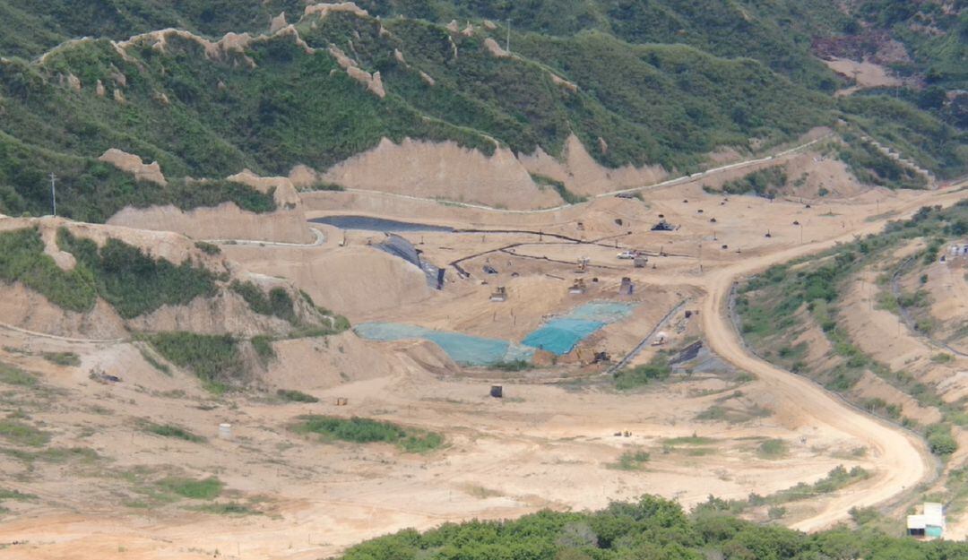 Alcaldes deben tener otro sitio para disponer de basuras