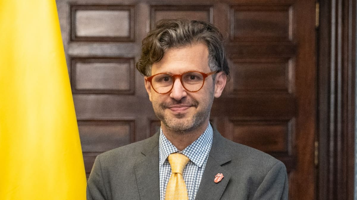 Nos movemos dentro de la comunicación oficial: vicecanciller por comunicado desmintiendo a Bloomberg