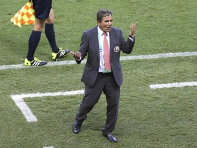 Jorge Luis Pinto: "Hay que tener equilibrio emocional, esto sigue"