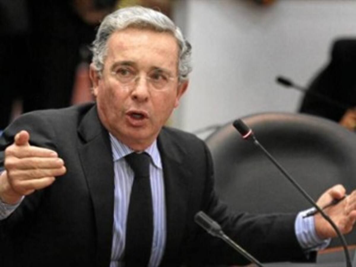 El gobierno Santos es "derrochón”: Álvaro Uribe