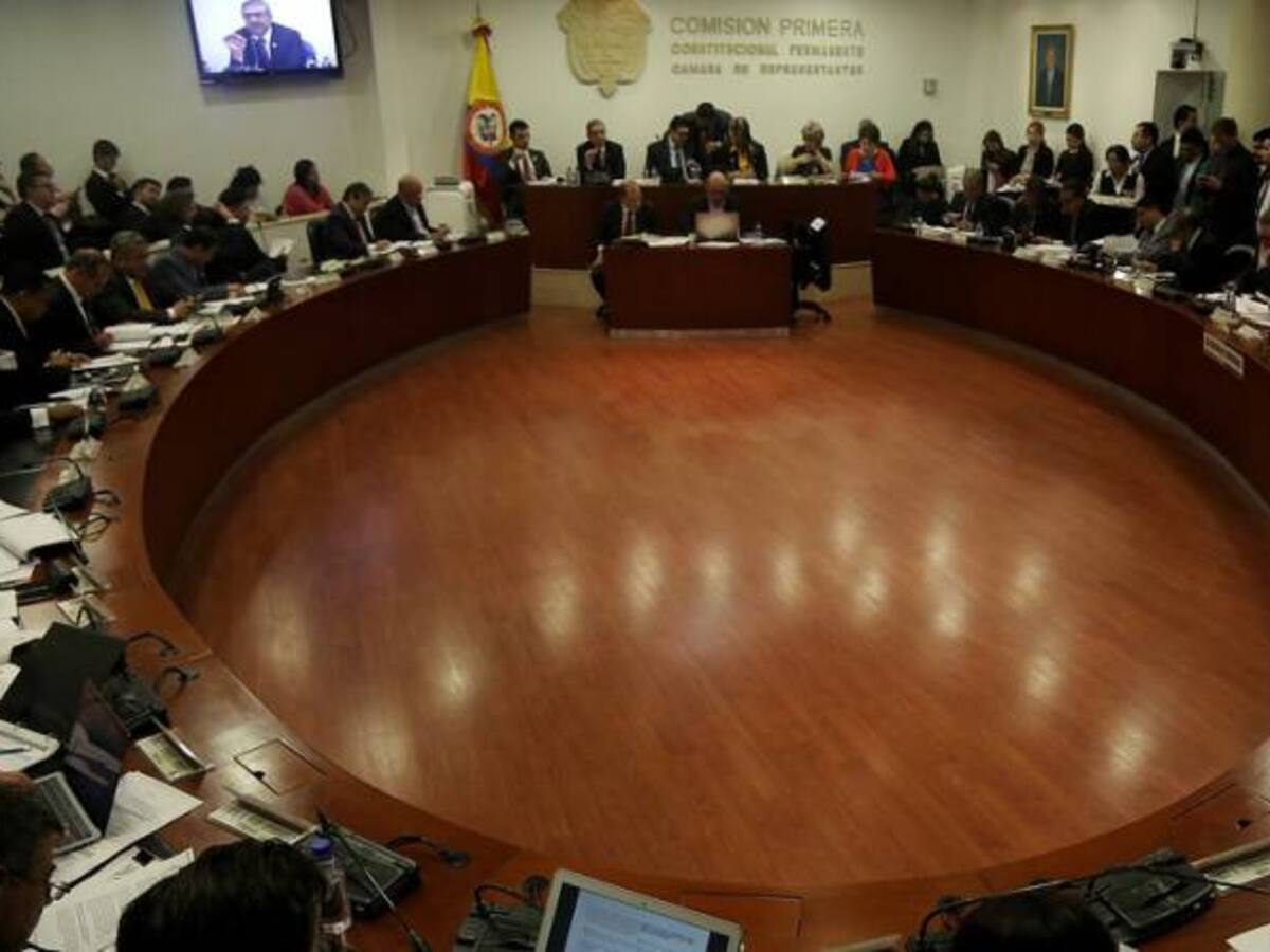 Cámara reanudará discusión en último debate de la JEP