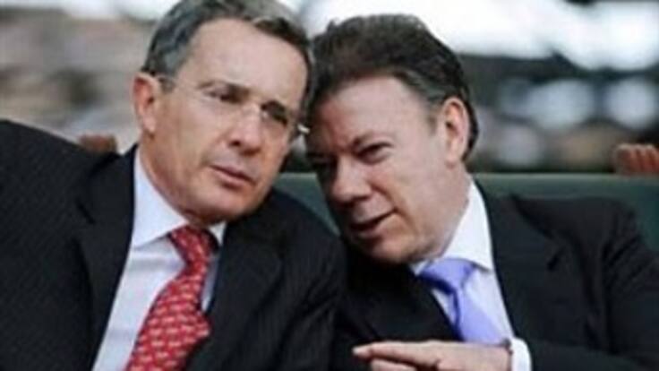 El 34% de información negativa sobre Gobierno proviene del Twitter de Uribe, según estudio