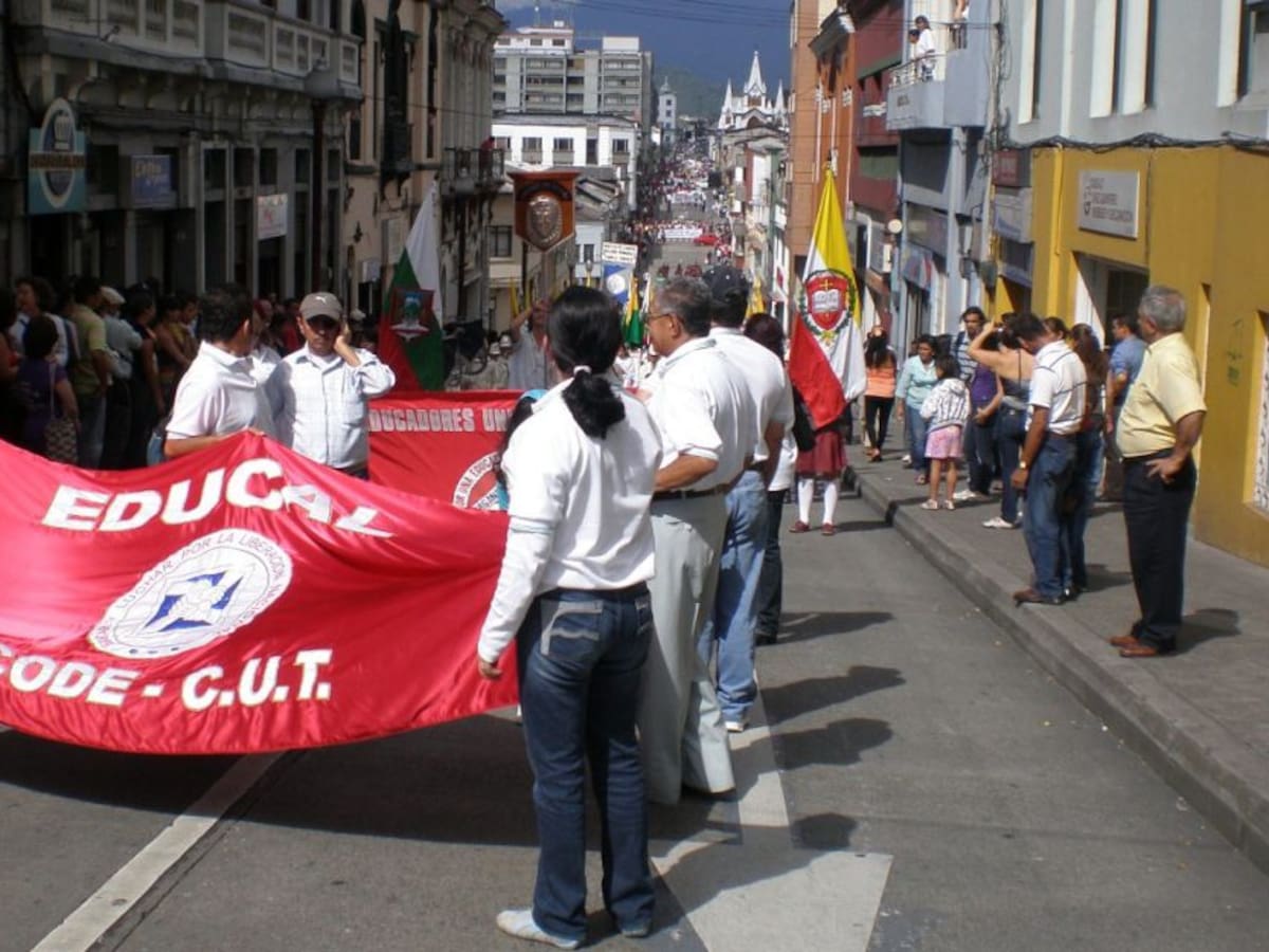 EDUCAL pide estabilidad para docentes provisionales