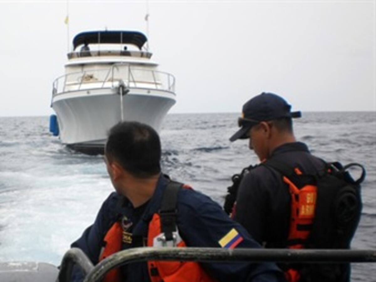 “Estamos depurando la Armada”