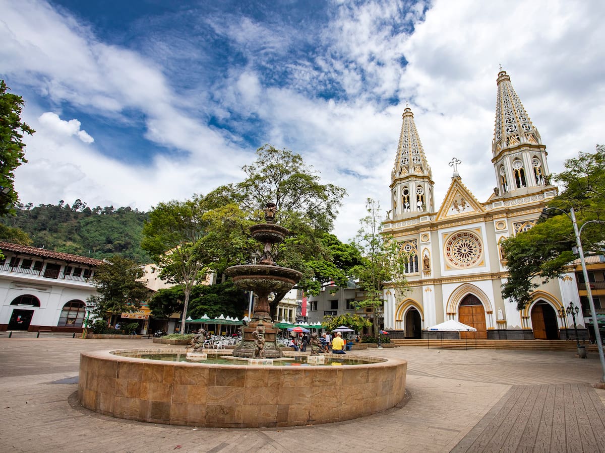 Gobernación de Antioquia aumenta recompensa para capturar a alias Barcelona de La Terraza