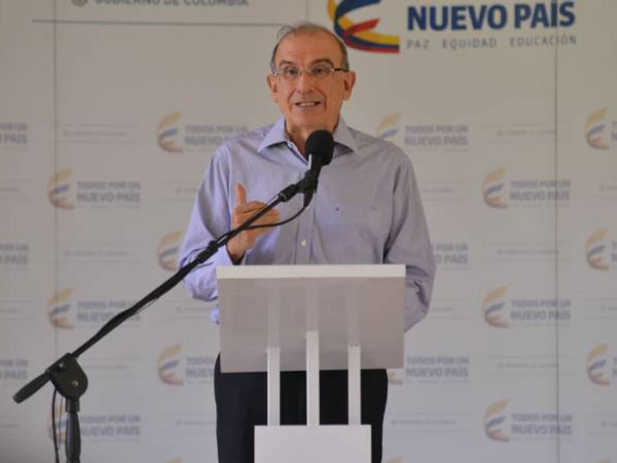 Gobierno admite que hay materias pendientes en acuerdo de justicia con Farc