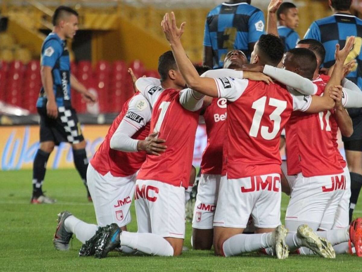 Santa Fe estrena camiseta a pocos días de su cumpleaños 80