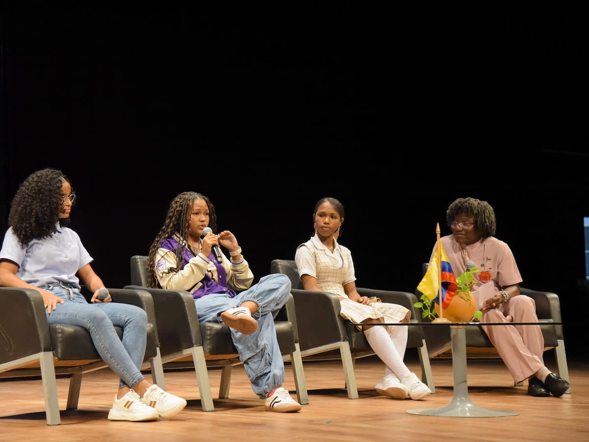 Estudiantes de Cartagena, presentes en Día Mundial del Turismo