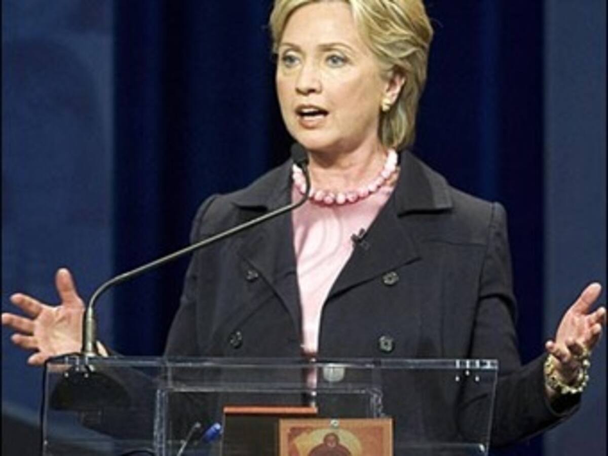 Hillary Clinton afirma que política de EEUU hacia Cuba ha fracasado